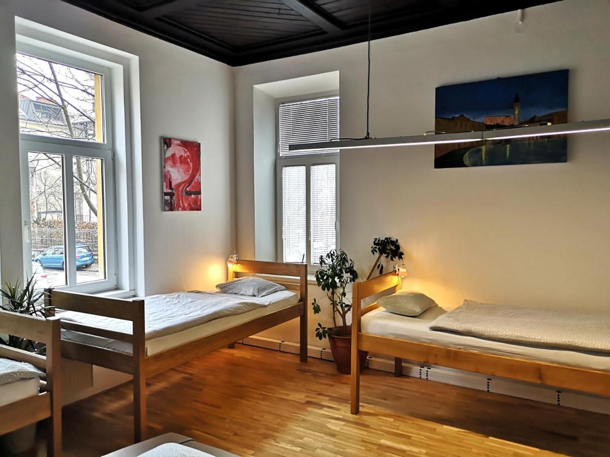 Auberge de jeunesse Vila Veselova, Ljubljana City Center Extérieur photo
