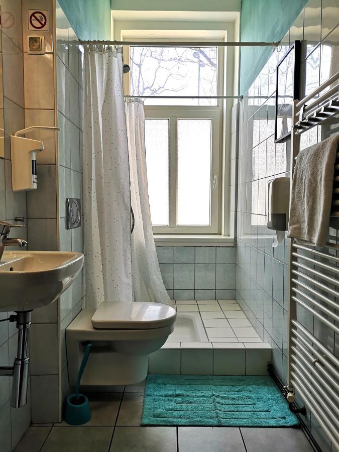 Auberge de jeunesse Vila Veselova, Ljubljana City Center Extérieur photo